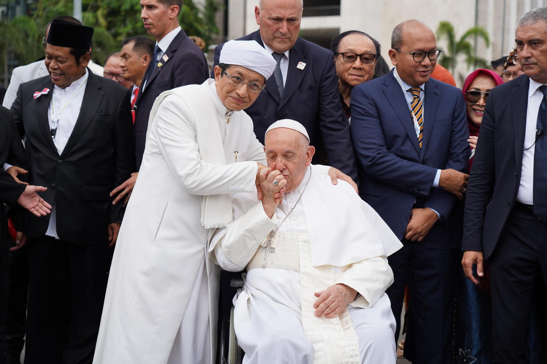 Imam masjid Istiqlal dan paus fransiskus