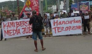 Aksi solidaritas anti terorisme