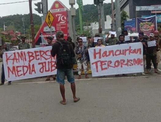 Aksi solidaritas anti terorisme