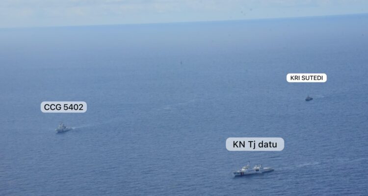 Bakamla RI Usir Kapal Cina di Laut Natuna Utara