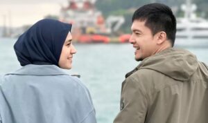 Dimas Seto dan Dhini Aminarti