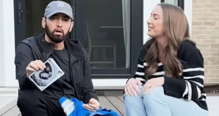 Eminem menerima kejutan tak terlupakan dari putrinya, Hailie Jade