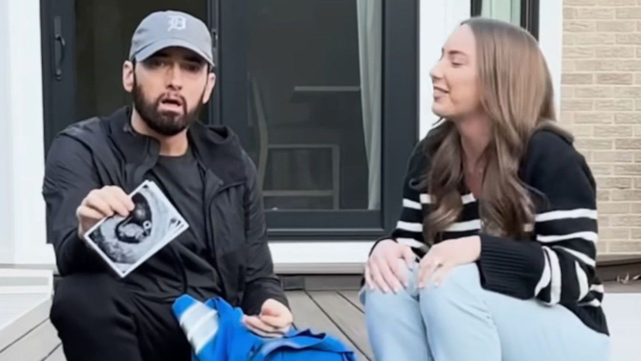 Eminem menerima kejutan tak terlupakan dari putrinya, Hailie Jade