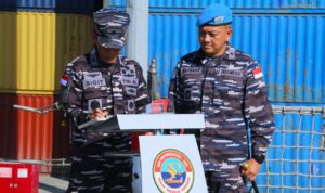 Kunjungan Penting TNI Angkatan Laut ke KRI Diponegoro-365