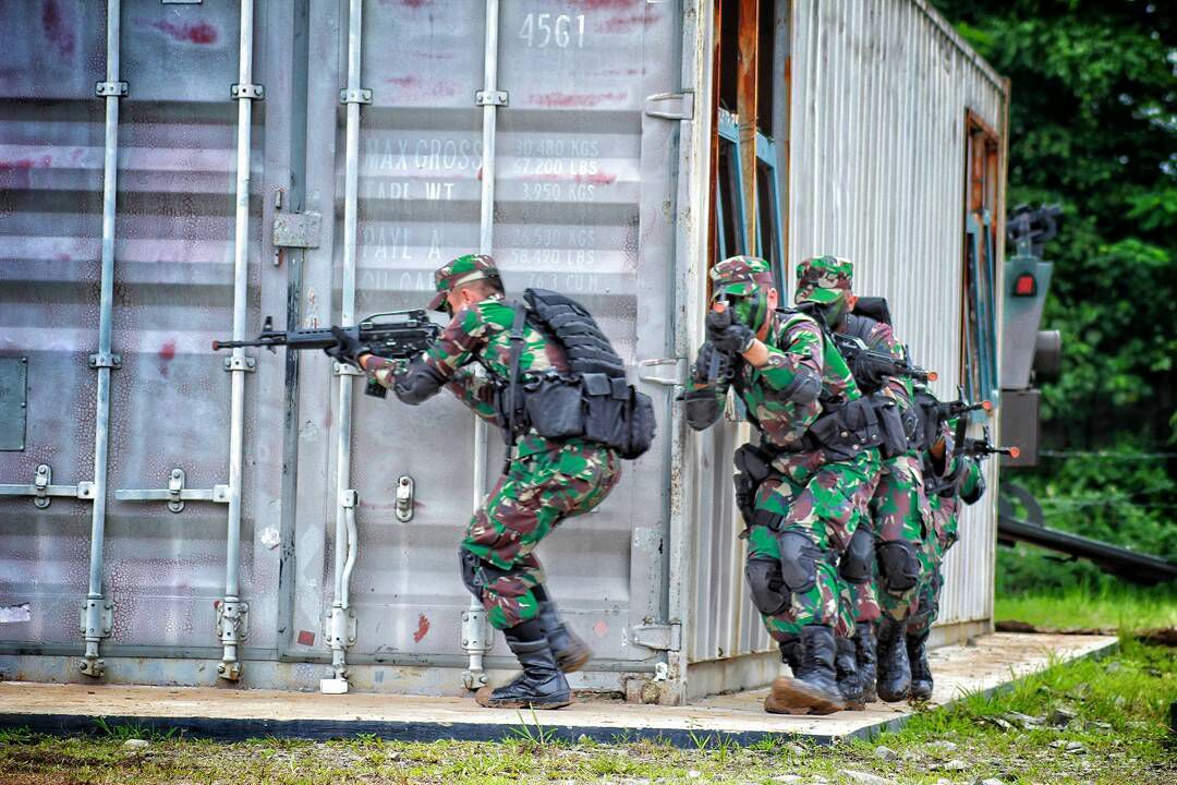 Personel Tentara Nasional Indonesia (TNI)