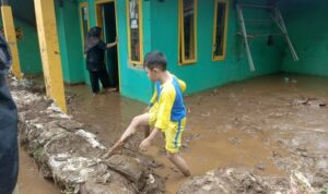 Banjir, longsor di Kabupaten Bandung dan Bogor