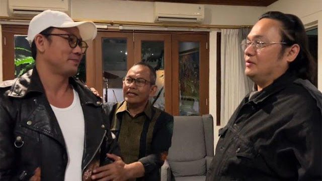 Denny Sumargo bertemu Farhat Abbas