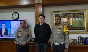 Lachlan Gibson di Polda Metro Jaya