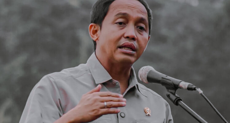 Menteri Kehutanan, Raja Juli Antoni