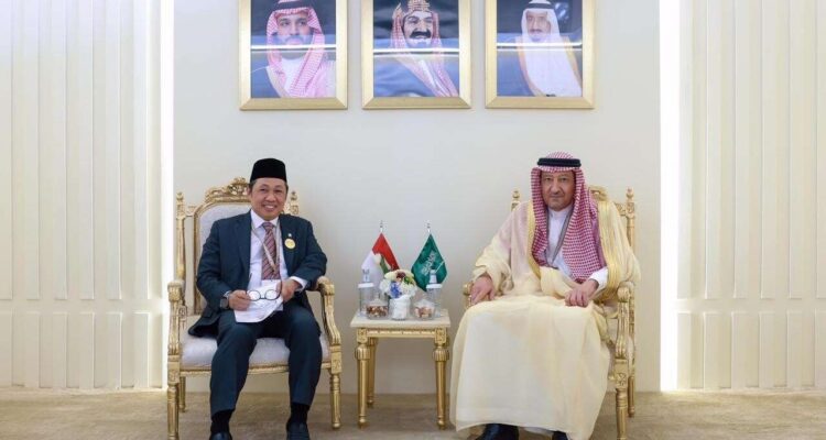 Pertemuan bilateral antara Anis Matta dan Waleed A. Elkhereiji