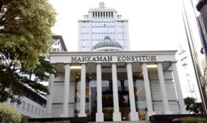Mahkamah Konstitusi (MK)