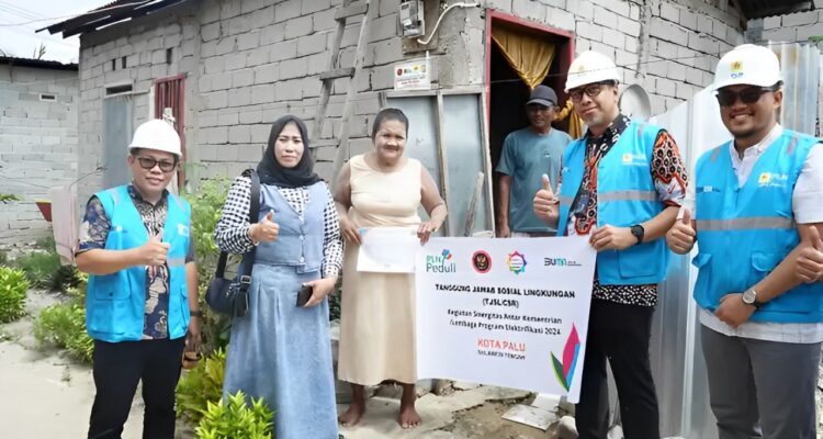 PLN dan BNPT RI membawa cahaya 161 rumah di Sulawesi Tengah