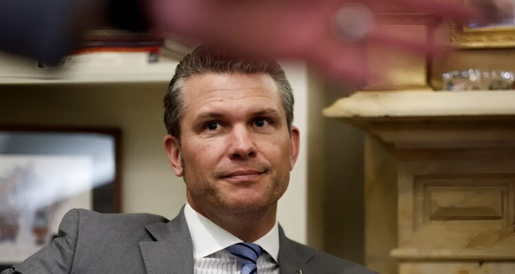 Calon Menteri Pertahanan Amerika Serikat (AS), Pete Hegseth