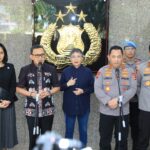 Kapolri, Jenderal Listyo Sigit Prabowo, bersama Menteri P2MI, Abdul Kadir Karding