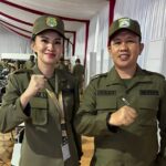 Bupati Morowali, Ikhsan Baharuddin berpose bersama Gubernur Maluku Utara, Sherly Tjoanda Laos