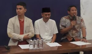 Kepala Desa (Kades) Kohod menanggapi hukuman denda administratif sebesar Rp 48 miliar dari Kementerian Kelautan dan Perikanan (KKP)