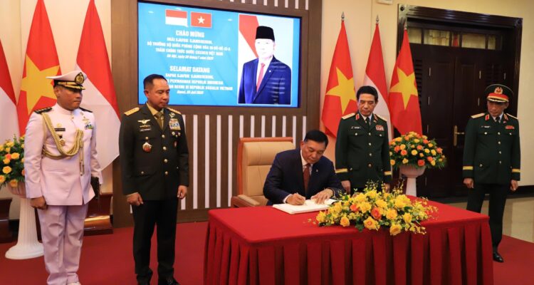 Indonesia dan Vietnam Tingkatkan Kerja Sama Pertahanan