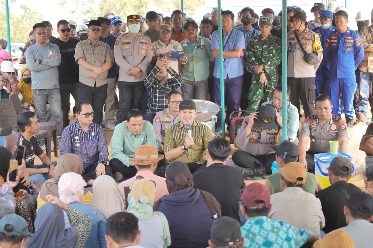 Bupati Morowali Iksan memediasi konflik lahan petani dan PT Vale Indonesia di Desa Bahomote