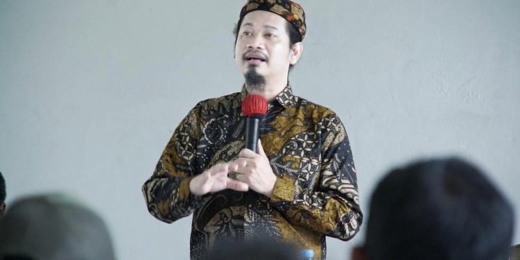 Pendiri NII Crisis Center, Ken Setiawan