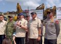 Menhan RI Sjafrie Sjamsoeddin bersama Jaksa Agung Sanitiar Burhanuddin, Panglima TNI Jenderal TNI Agus Subiyanto dan Kapolri Jenderal Polisi Suyudi Ario Seto